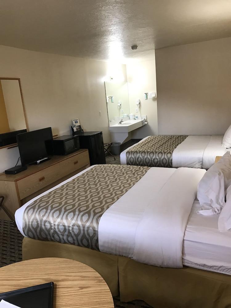 Rodeway Locanda 2*